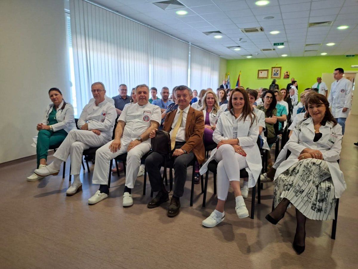 Regionalni stručni skup u bijeljinskoj bolnici: UNAPREĐENJE SARADNJE I RAZMJENA ZNANJA U OBLASTI HIRURGIJE (foto)