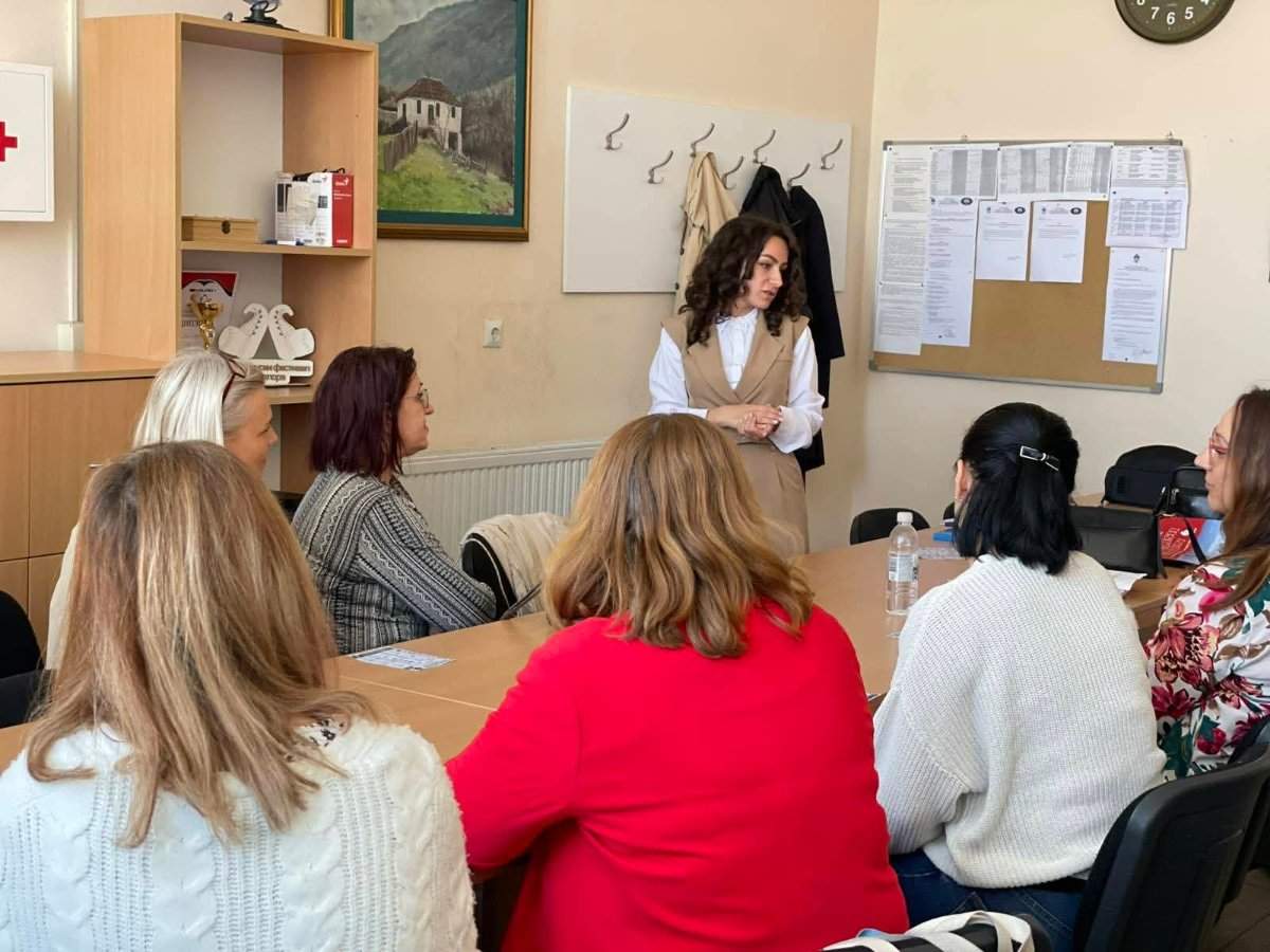 BIJELJINA: OŠ "Dvorovi" i priče iz zbornice - okrugli sto o značaju glasa u nastavi (foto)