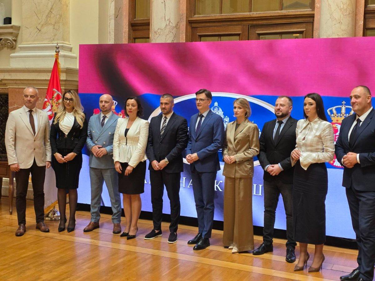 NEMA PREDAJE PRED STRANIM PRITISCIMA: SNS i Ujedinjena Srpska usaglasili zajedničku strategiju odbrane Srpske!