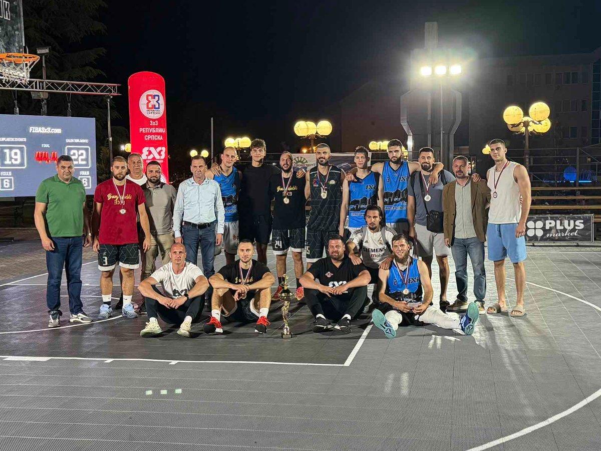 Opština Ugljevik nagradila najbolje na turniru u basketu 3x3