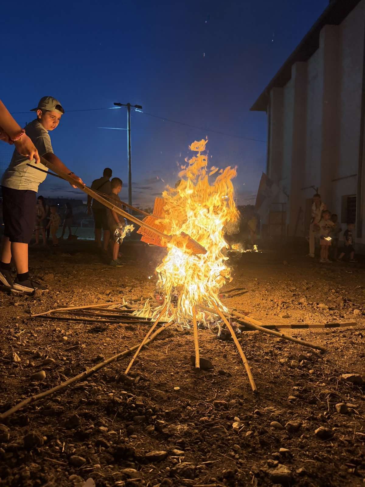 UGLJEVIK: Više od 200 učesnika na tradicionalnom petrovdanskom lilanju u Donjoj Trnovi (foto)