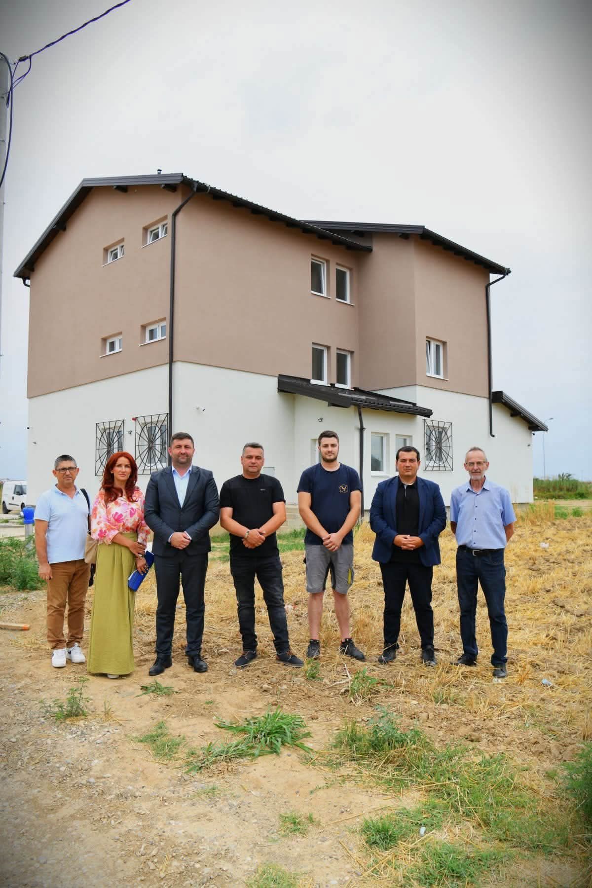 PETROVIĆ: Bijeljina dobija sigurno mjesto za najugroženije mališane - prihvatilište za djecu u riziku ulazi u završnu fazu (foto)