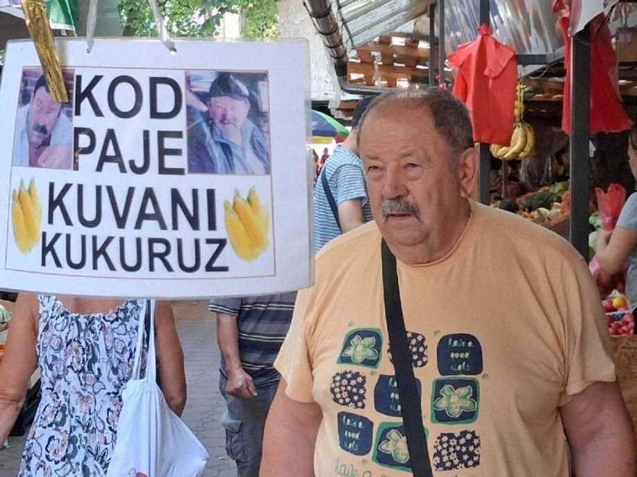 Zelena pijaca u Bijeljini: Svratite na Pajin kuvani kukuruz (foto)