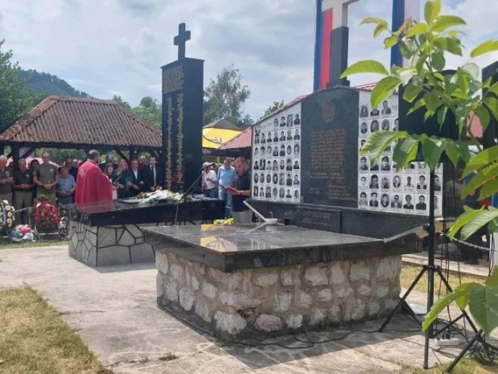 Zalazje: Obilježene 34 godine od stradanja Srba - zločina bez kazne