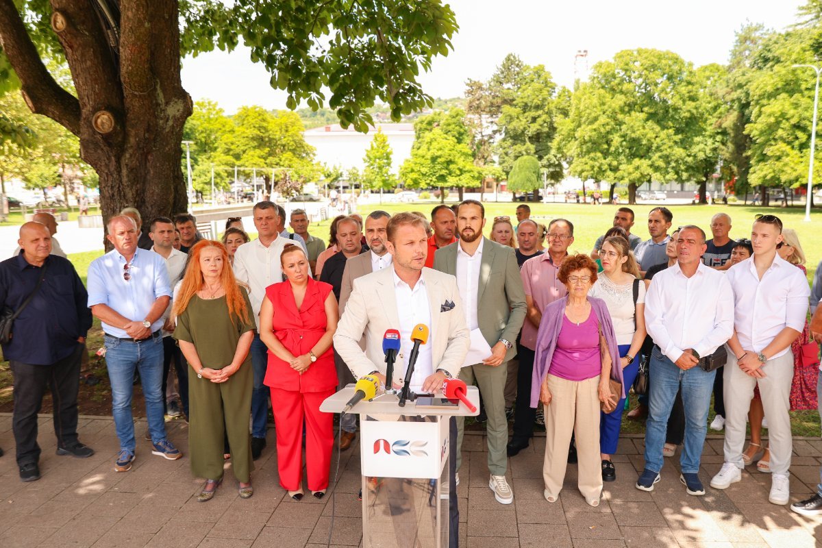 Stanivuković, Stanišić, Simić: Doboj, grad heroj, ne smije postati grad propuštenih prilika
