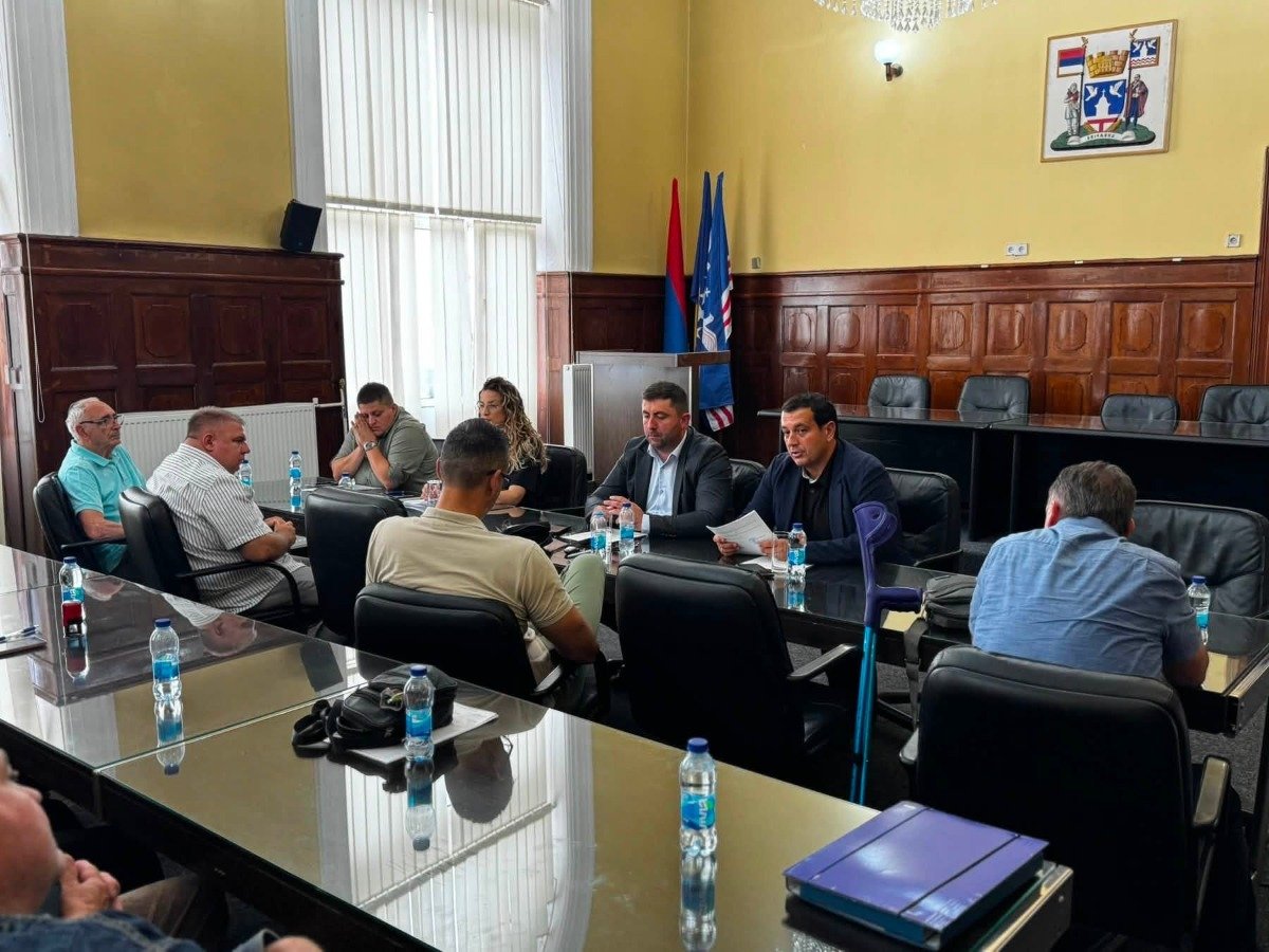 Grad Bijeljina nastavlja podršku udruženjima od javnog interesa: Za njihov rad u 2026. godini obezbijeđeno 225.000 KM (foto)