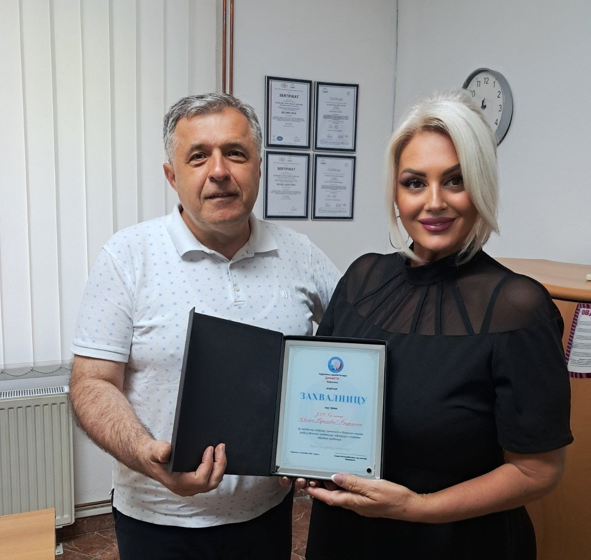 BIJELJINA: ''Diabeta'' uručila zahvalnicu prim. dr Mikajlu Laziću za doprinos unapređenju brige o osobama sa dijabetesom