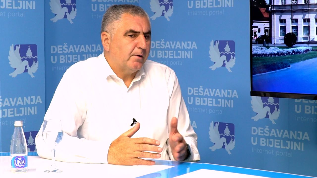 ČEDOMIR STOJANOVIĆ: BiH može izaći iz krize samo dogovorom domaćih političara, a poljoprivreda i privreda moraju biti prioritet (foto,video)