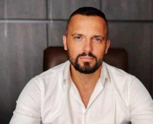 Preminuo Milanko Tošić, ugledni advokat iz Lopara i predsjednik RSS-a