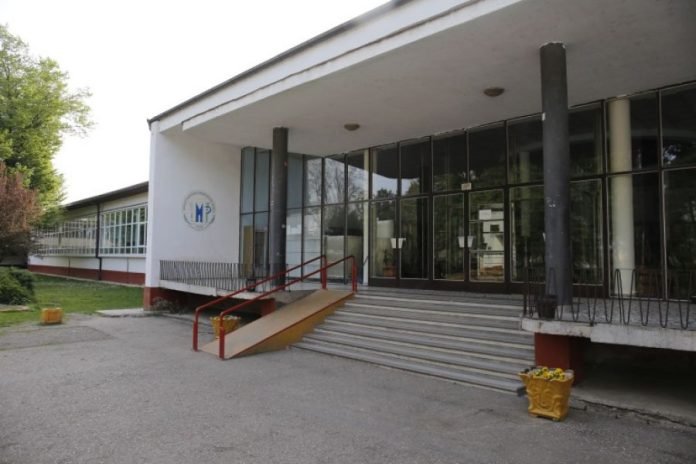 Vlada Republike Srpske odobrila 46.348 KM za Poljoprivrednu i medicinsku školu u Bijeljini