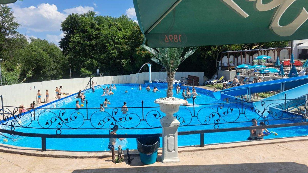 BIJELJINA: Bazeni ''Imperio'' spremno dočekali kupače – idealno mjesto za osvježenje tokom ljetnih dana (foto)