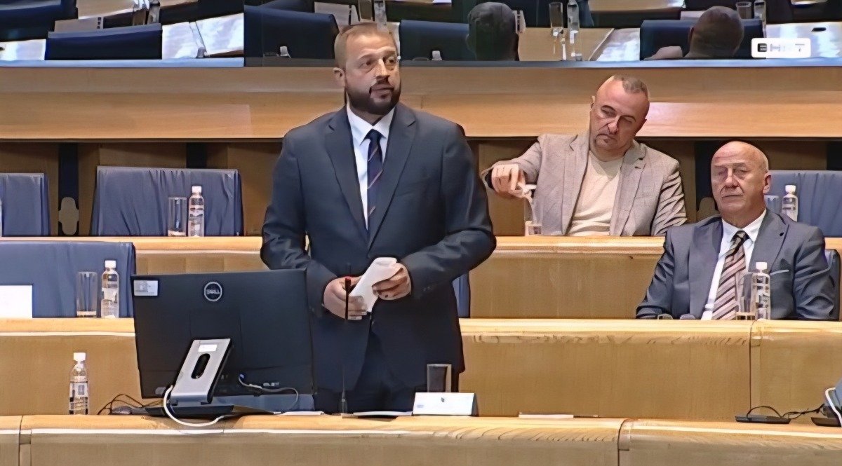 NEŠKOVIĆ: SNSD milionima jača institucije BiH koje je obećavao da će ukinuti - Republika Srpska je sve slabija, a zajedničke institucije sve jače