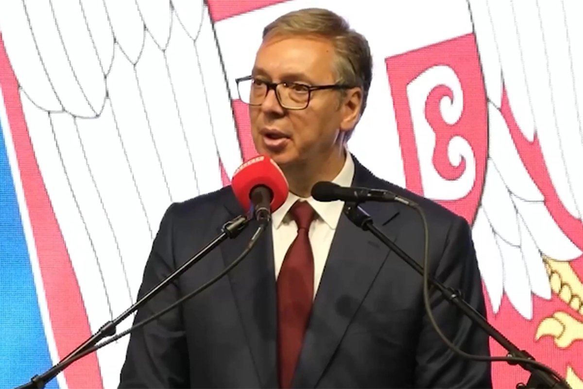 Vučić zahvalio rukovodstvu Srpske: Uvek ste uz Srbiju