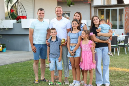 Stanivuković posjetio Modriču: Istinske vrijednosti su porodica, rad i ljubav prema zavičaju