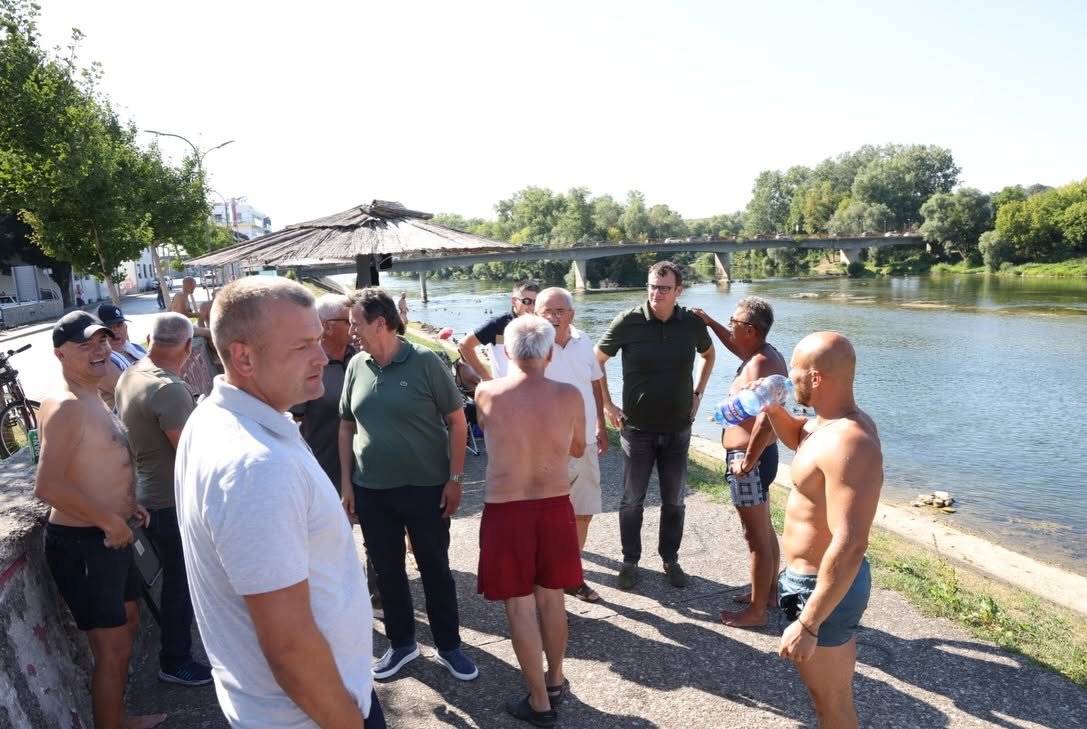 Božović u Kozarskoj Dubici : Snaga SDS-a oduvijek je bila u zajedništvu i neposrednom kontaktu sa narodom (foto)