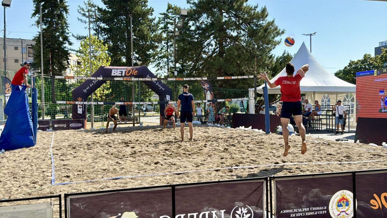 Sunrise Beach Volley Tour okupio evropske odbojkaše na trgu u Bijeljini (foto,video)