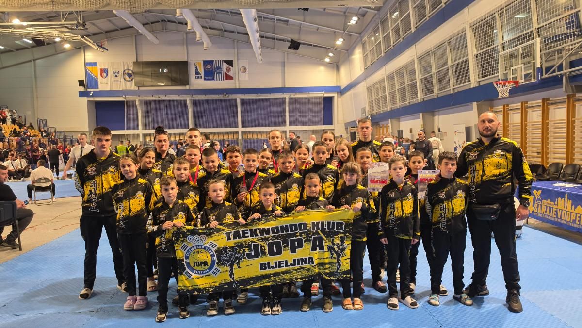BIJELJINA: TKD Jopa briljirao na Prvenstvu BiH - 13 medalja i ekipni pehar za mlade kadete
