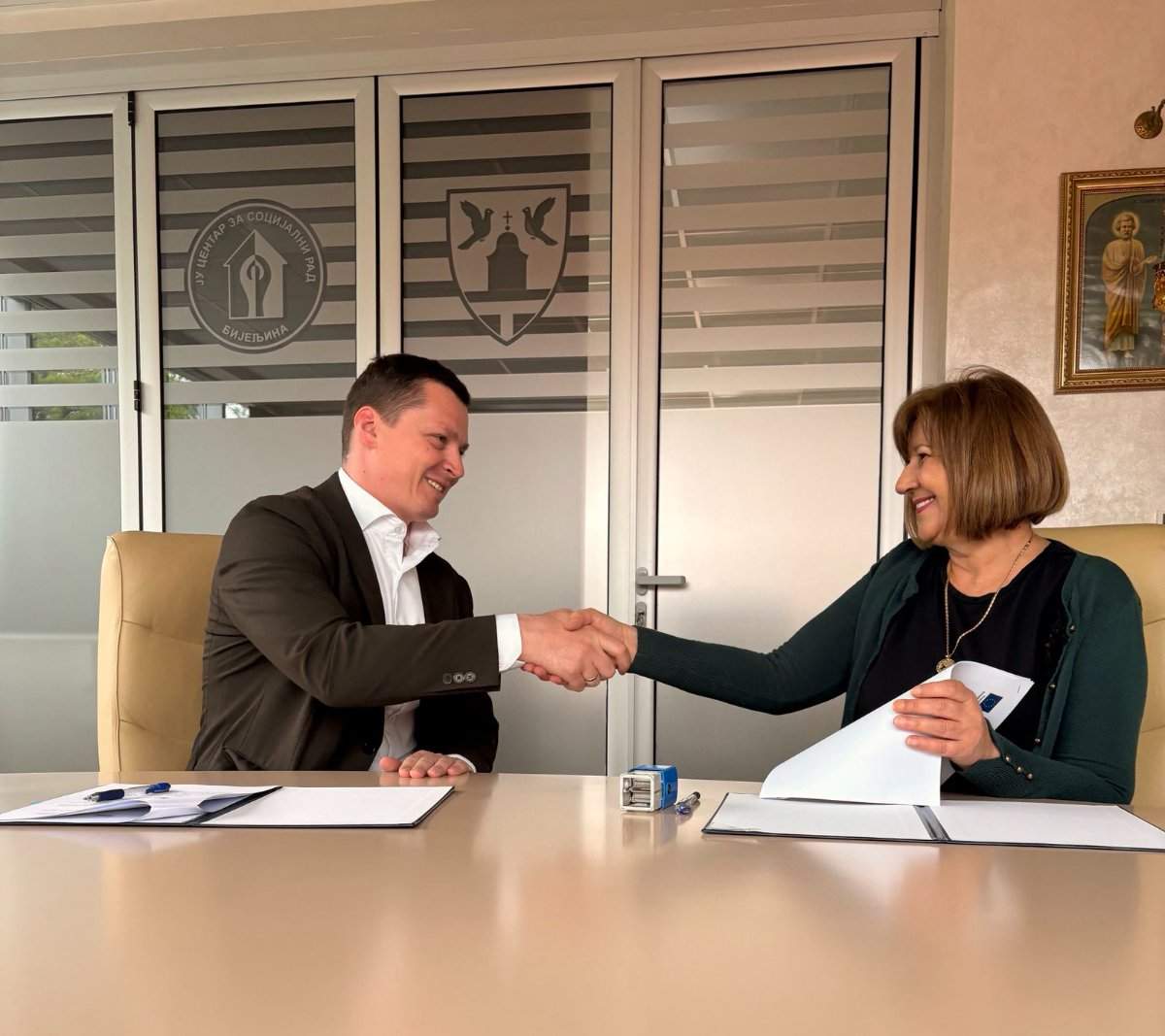 Centar za socijalni rad Bijeljina: Potpisan memorandum o saradnji - podrška ženama u riziku od siromaštva i nasilja (foto)