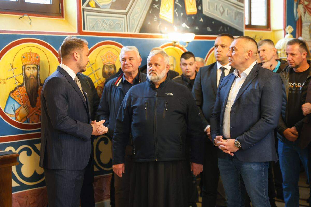 Stanivuković obezbjeđuje sredstva za izgradnju temelja Svetosavskog doma u Mokrom kod Pala