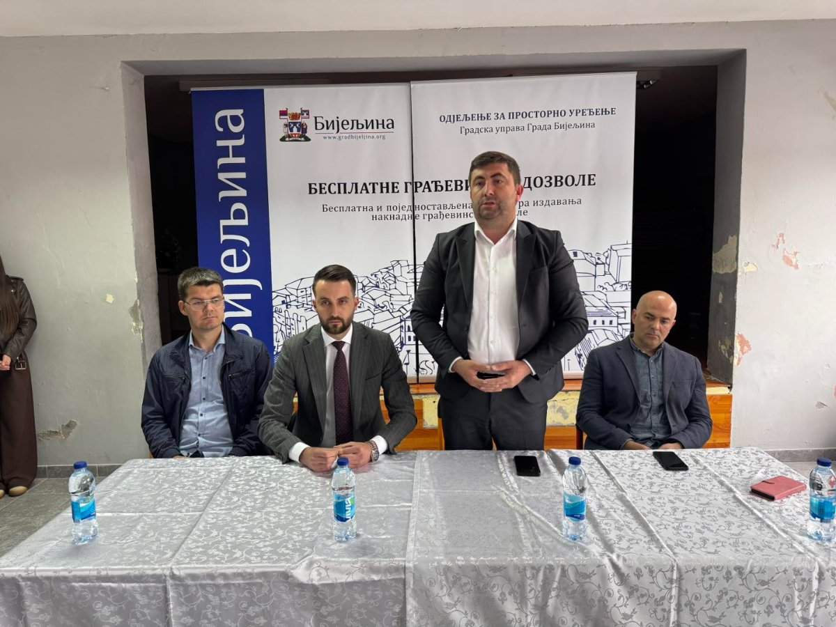 BIJELJINA: U Patkovači podijeljeno više od 60 besplatnih rješenja kojima se utvrđuje legalnost objekata (foto)