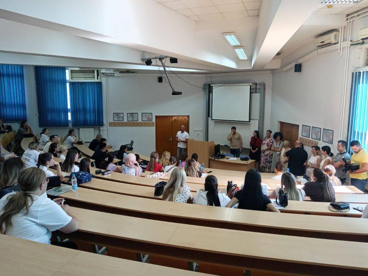 Na Pedagoškom fakultetu u Bijeljini održan prijemni ispit - za upis konkurisalo 57 kandidata
