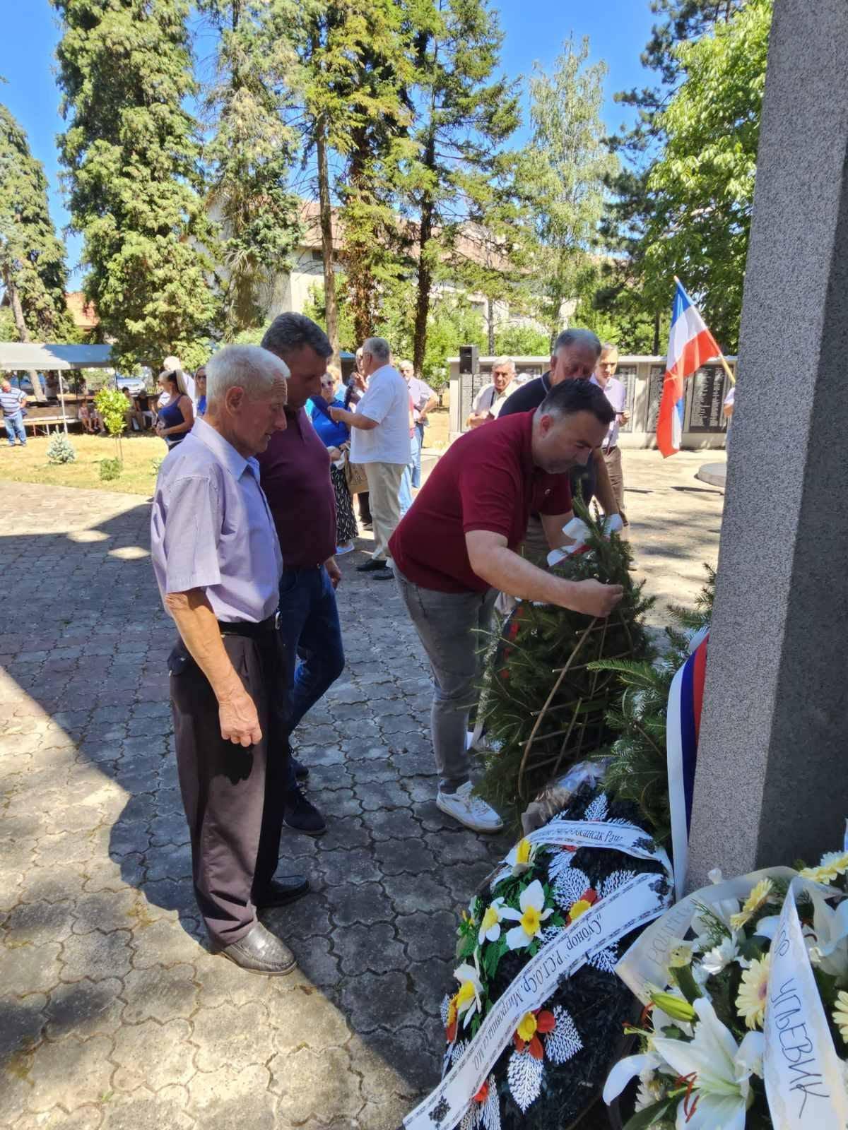 Bijeljinski socijalisti obolježili Dan borca - 4. jul (foto)