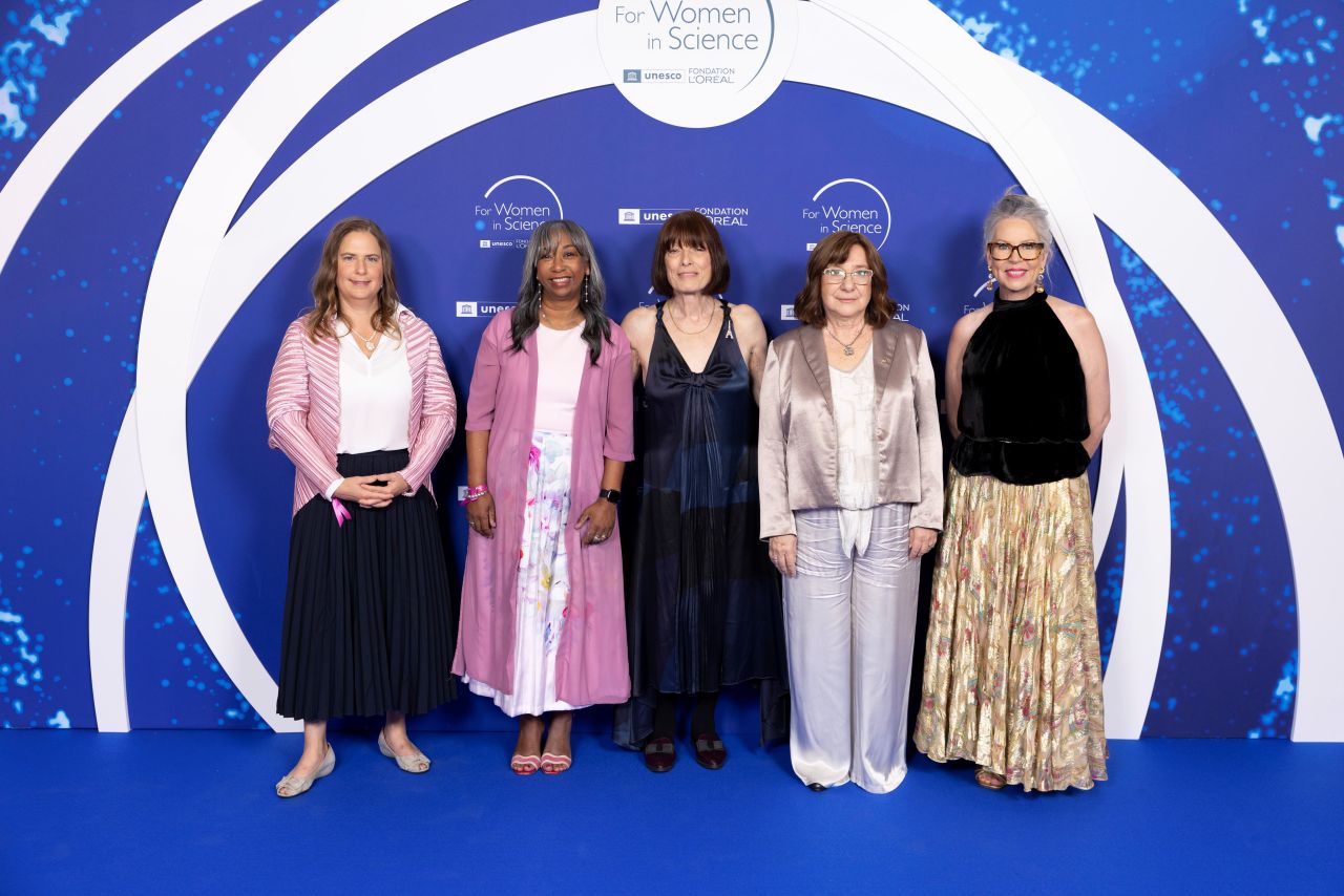 Profesorki Gordani Vunjak-Novaković u Parizu uručeno prestižno priznanje „L’Oréal–UNESCO Za žene u nauci” za 2026. (foto)