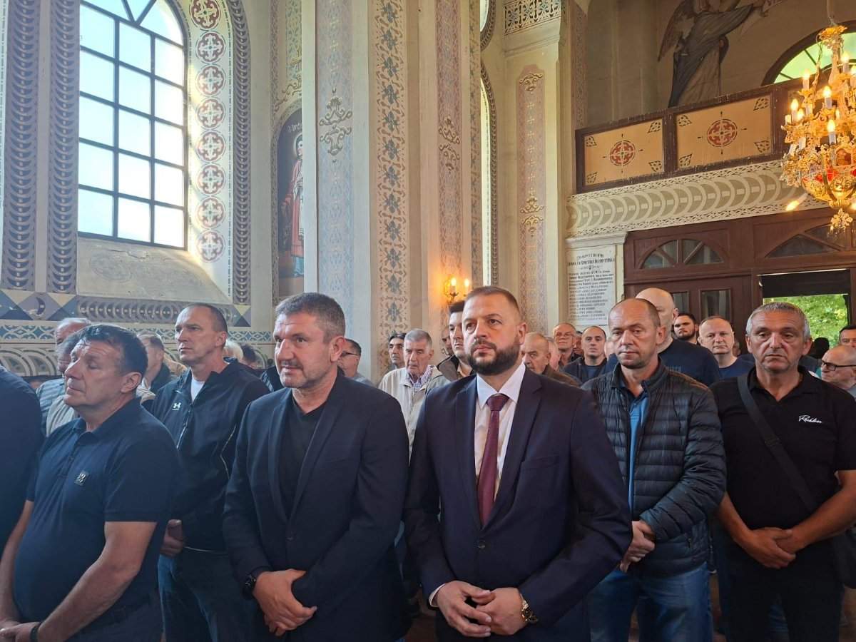 Nešković na Spasovdan u Gračanici: Slava hrama svečana i lijepa (foto)