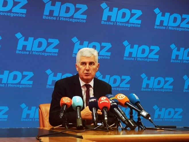 ČOVIĆ: Visoki predstavnik će imati mandat od dvije godine i neće koristiti tzv. bonska ovlašćenja
