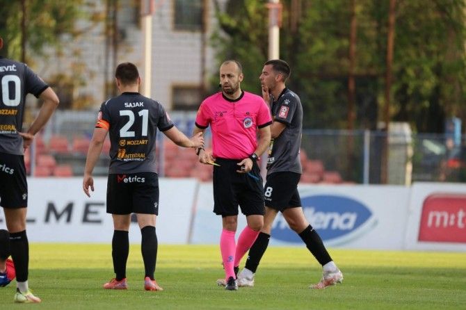 Bijeljinski sudija Danijel Perić završio karijeru: Ponosan sam na put koji sam prošao (foto)