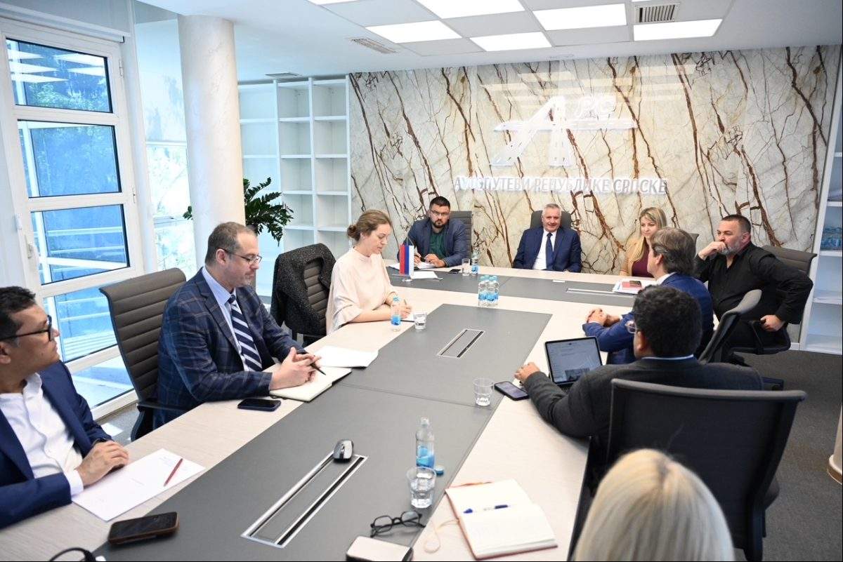 Višković sa delegacijom Svjetske banke: Fokus na ubrzanju izgradnje auto-puta na Koridoru Vc i jačanju saradnje (foto)