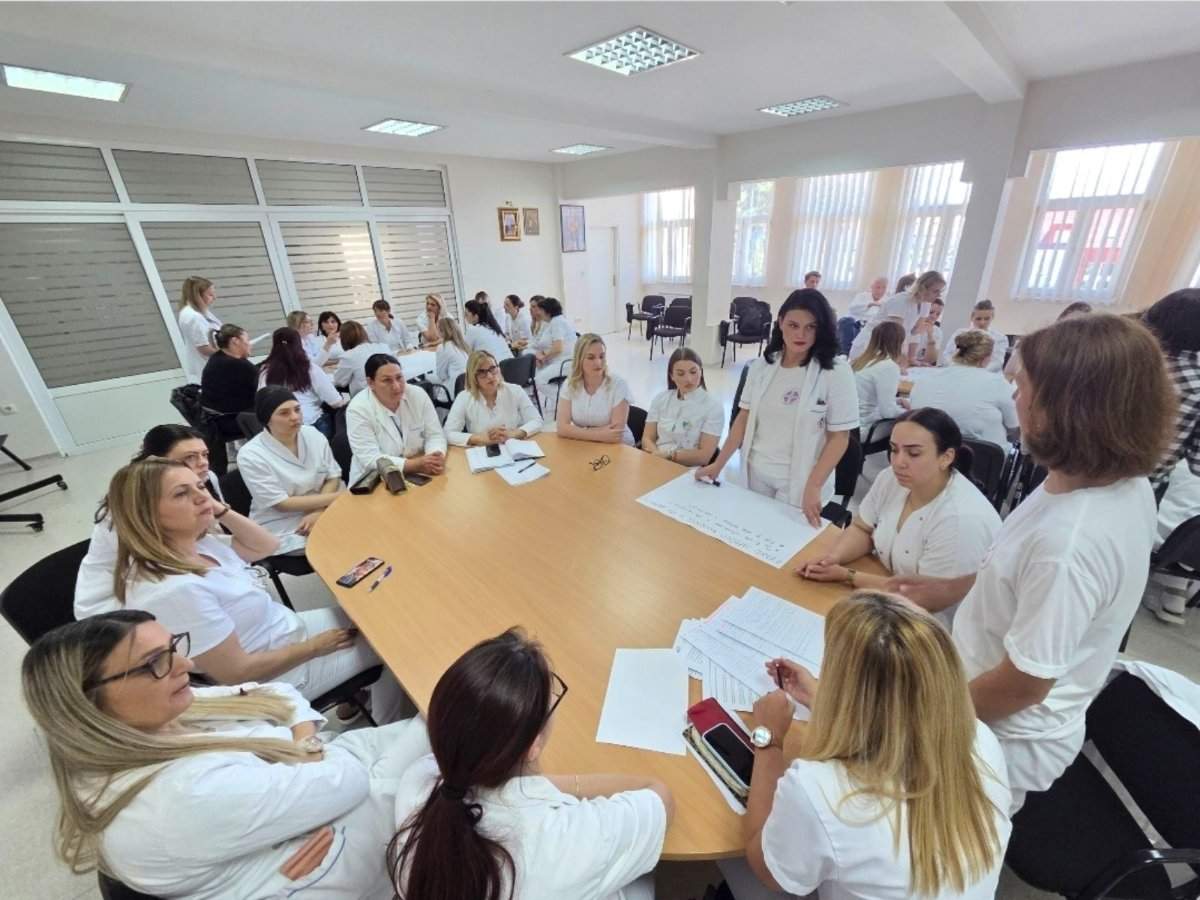 U Domu zdravlja Bijeljina održana radionica o HPV vakcinaciji i komunikaciji sa roditeljima (foto)