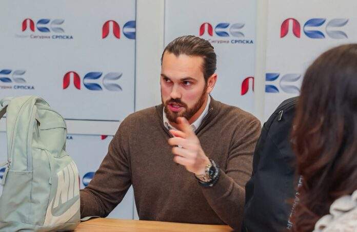 STANIŠIĆ: Trojanske konje u opoziciju ubacuju oni kojima je pobjeda opozicije najveći strah