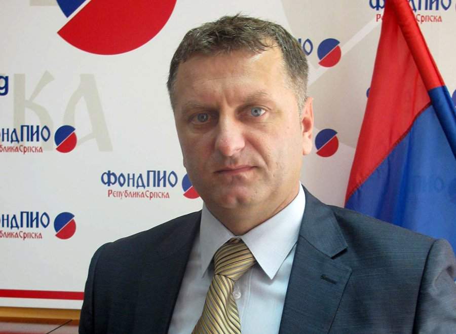 Direktor Fonda PIO RS razgovara sa penzionerima u Bijeljini 11. maja