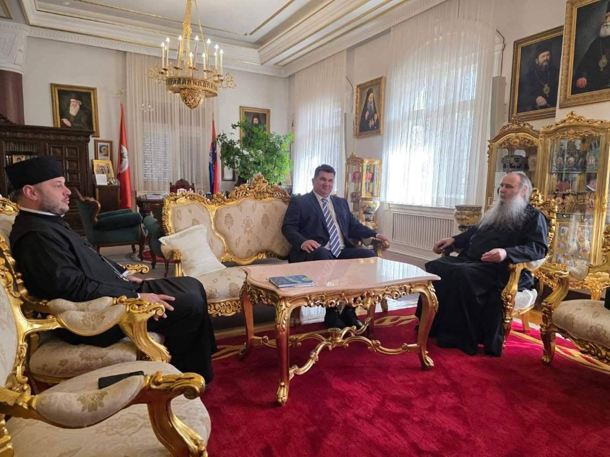 Mitropolit Fotije primio načelnika Opštine Lopare Radu Savića