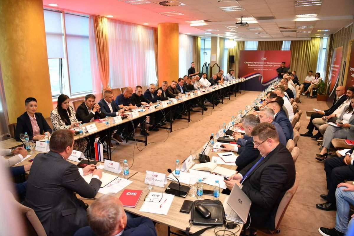 SPS: Stabilna Republika Srpska i bolji život građana ostaju naš prioritet (foto)