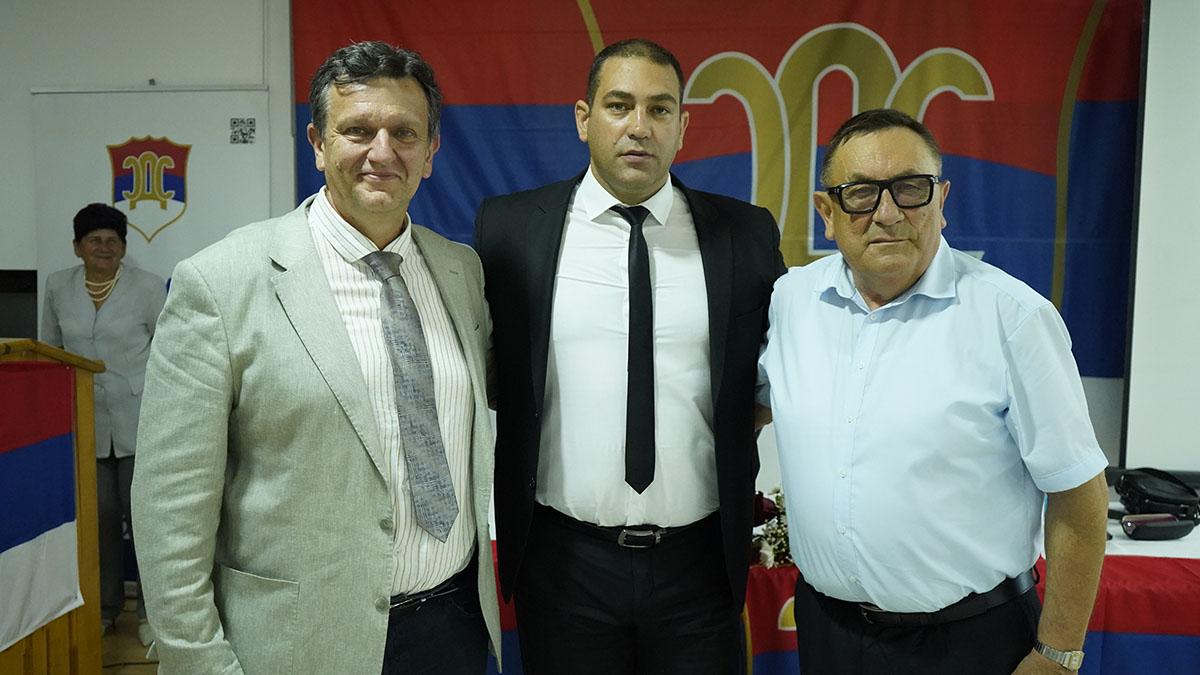 Dejan Elez novi predsjednik SDS-a Sokolac: Milovan Bjelica predao odgovornost novoj generaciji (foto)