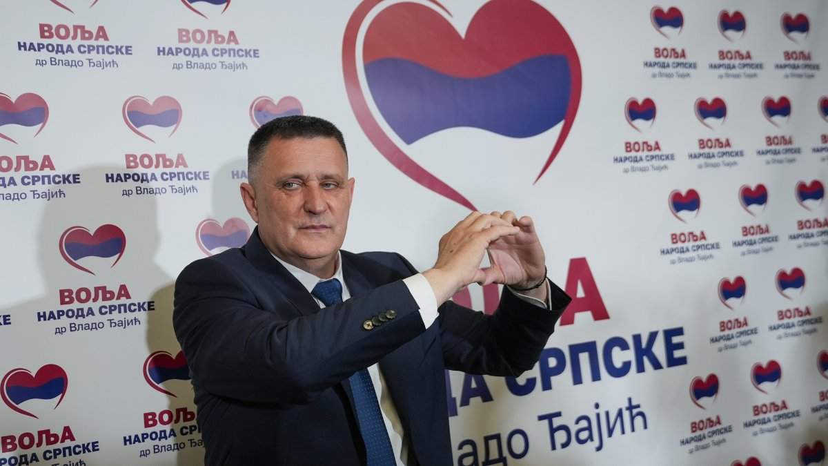 „Dajte mi prijedlog“: Đajić pozvao maturante da izaberu kandidata za izbornu listu njegove stranke