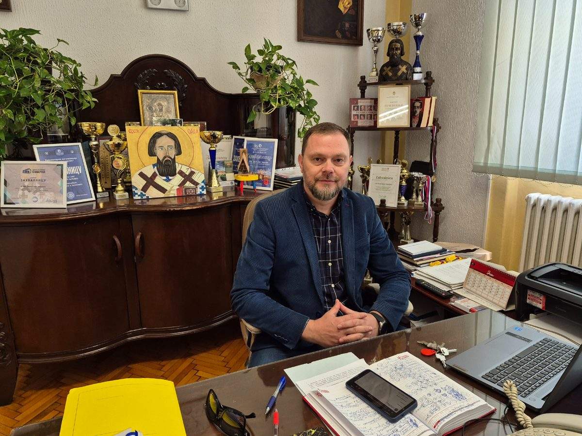 Vulović za ''Dešavanja'': Područna škola ''Sveti Sava'' u Batkoviću dovedena u veoma dobro stanje zahvaljujući nekoliko projekata (foto)